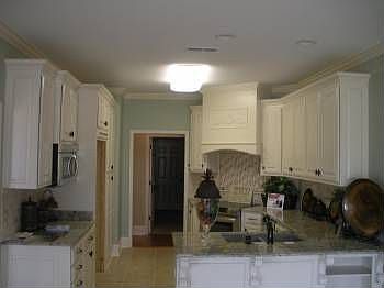 5th image of 135 Old Hickory Dr