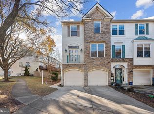 25314 Ashbury Dr, Chantilly, VA 20152