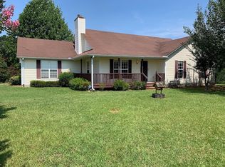 691 Love Springs Rd, Cowpens, SC 29330