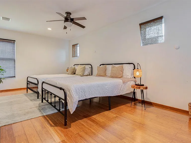 4115 Chartres St — Photo 24