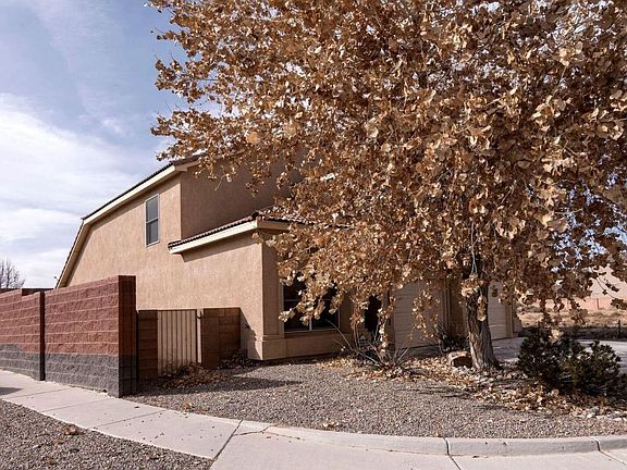 4th image of 801 Scoria Dr NW