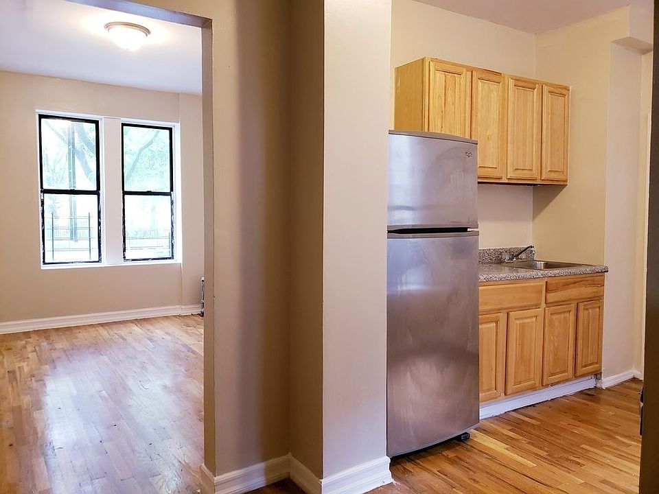 1st image of 343 Howard Ave APT 1A