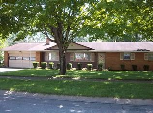 29 Lindell Dr, Germantown, OH 45327