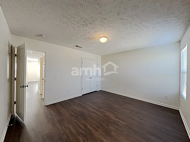 600 Pemberton Dr — Photo 14