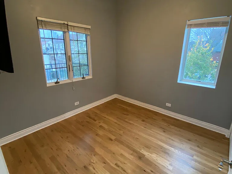 1349 W Huron St #2R — Photo 13