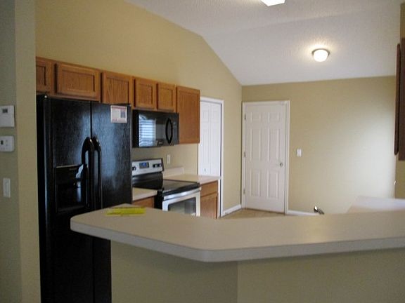 5th image of 2749 N Acorn Park Dr