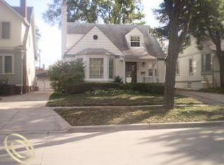 12 Woodward Heights Blvd, Pleasant Ridge, MI 48069