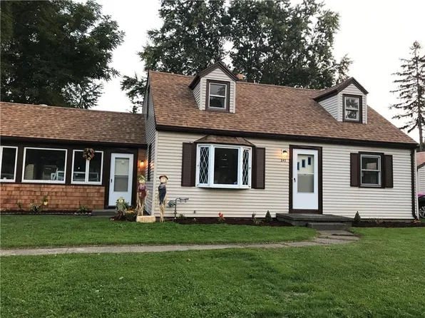 245 English Rd, Rochester, NY 14616