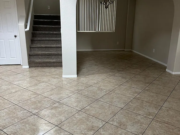 3435 Bella Valencia Ct — Photo 5