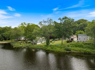 87 Kitemaug Rd, Uncasville, CT 06382