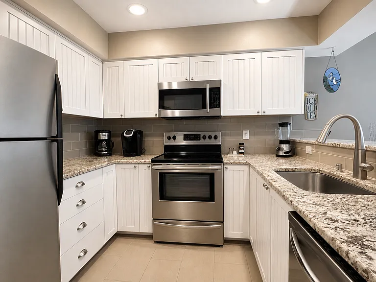 321 SE Orchard Dr #1-27 — Photo 6