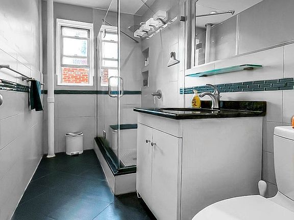5th image of 77-15 113th St #5-B