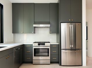 633 Palms Blvd #B, Venice, CA 90291