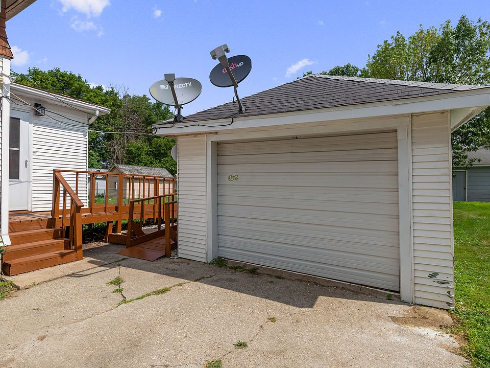821 Grant Ave, Waterloo, IA 50702 Zillow