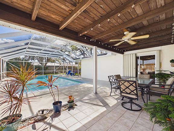 4th image of 215 Sand Pine Rd