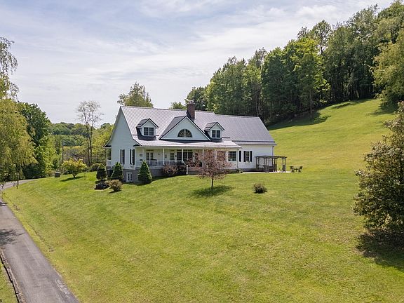 3rd image of 71 Foxmoor Rd