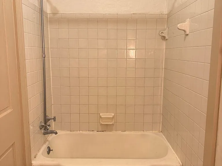130-132 N Prince St — Photo 11