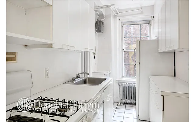 Sold by Douglas Elliman | media 5