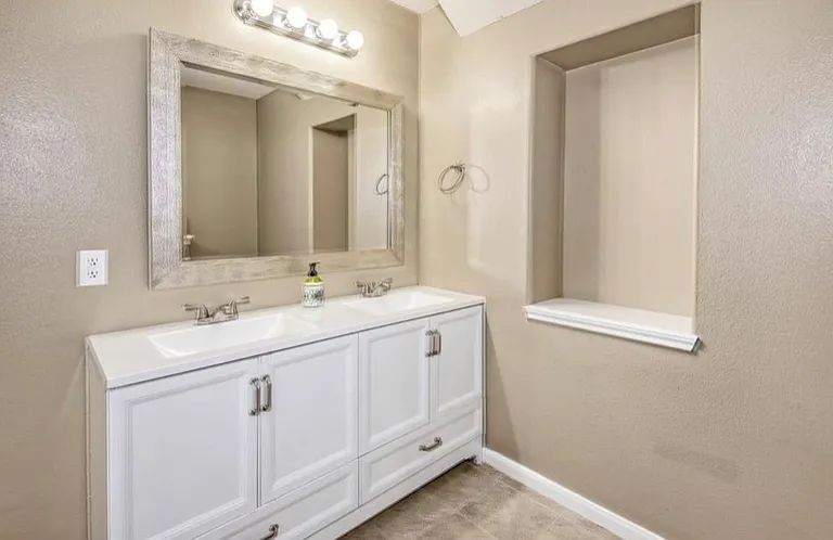 10602 Pine Meadows Blvd — Photo 12