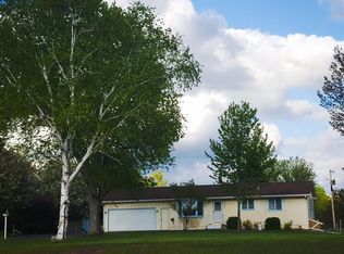 21567 Rum River Blvd, Anoka, MN 55303