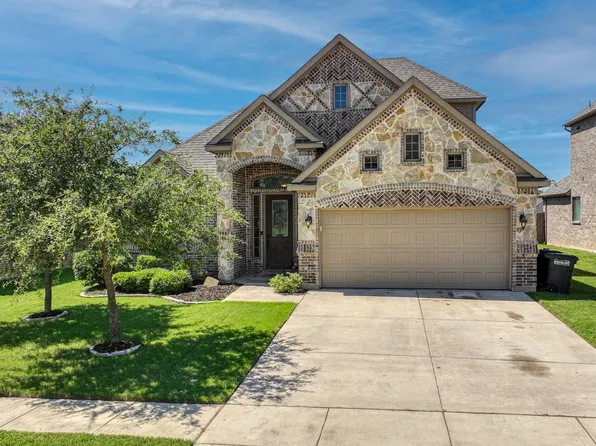 721 Seabourne Dr, Saginaw, TX 76179