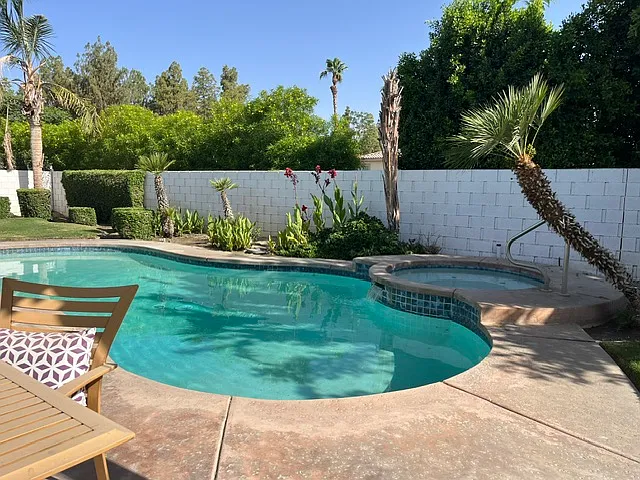 73512 Terraza Dr — Photo 2