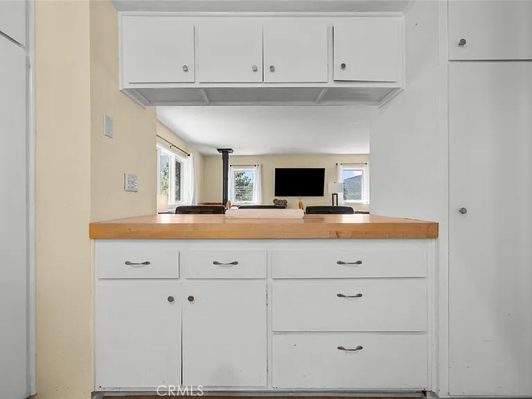 2304 Woodland Dr — Photo 29
