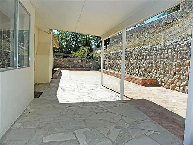 333 Lomont Dr — Photo 15