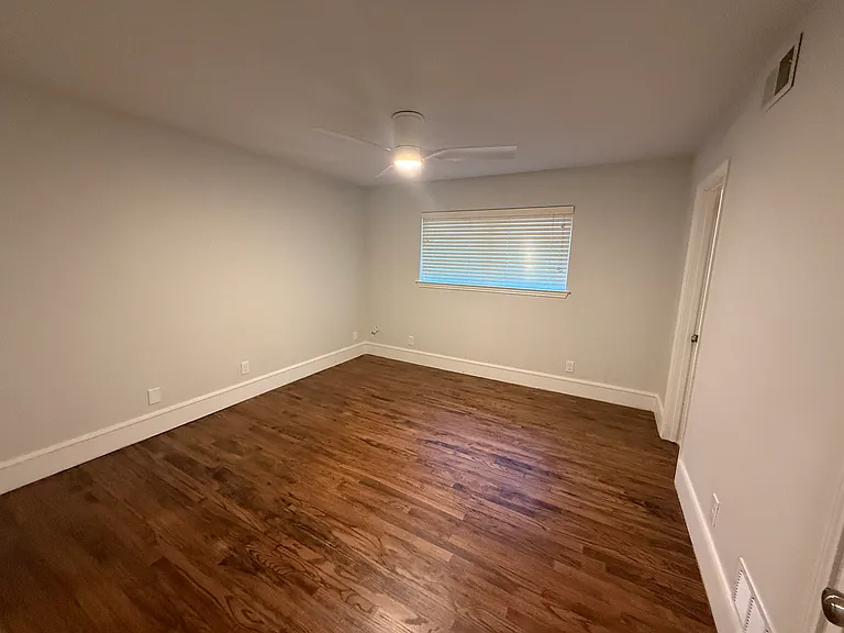 6911 Gateridge Dr — Photo 11