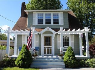 5174 Old Lake Rd, Geneva, OH 44041