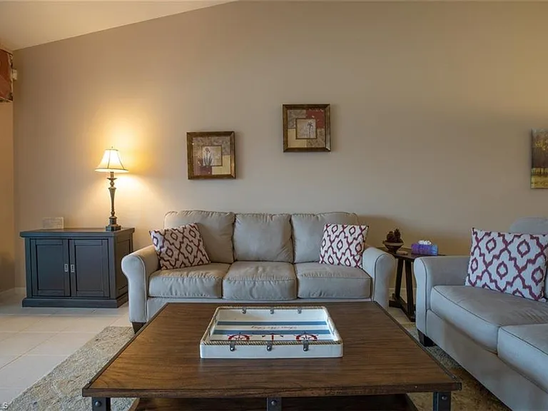 7030 Lone Oak Blvd — Photo 12