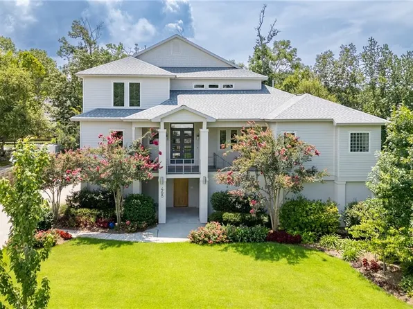 468 E Chase Ct, Mandeville, LA 70448