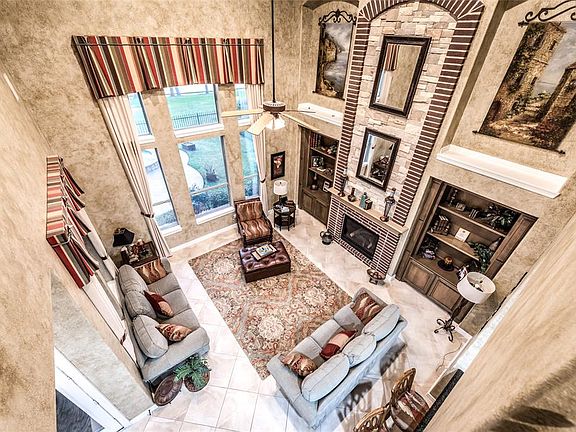 4th image of 4604 La Escalona Dr