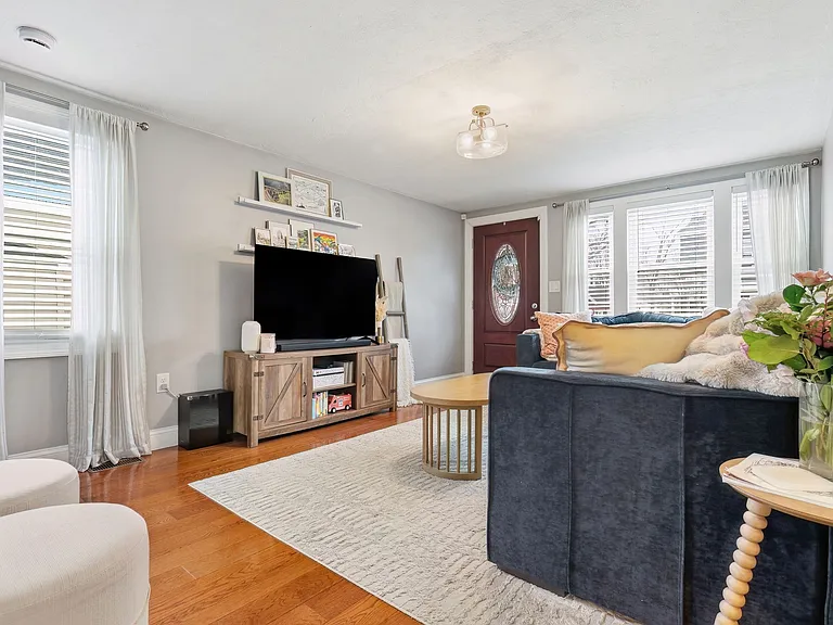 169 Grove St — Photo 7