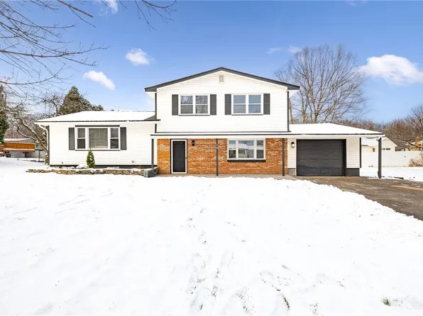 16 McNair Dr, Rochester, NY 14624