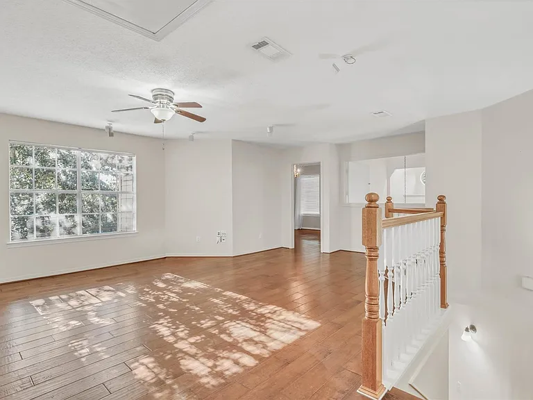 20002 Barton Creek Ct — Photo 37