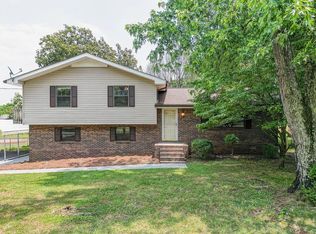 4506 Rolling Way Dr, Cohutta, GA 30710