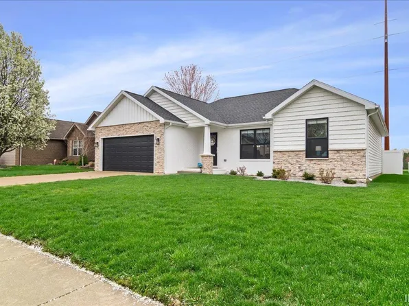 4811 Overland Dr, Newburgh, IN 47630