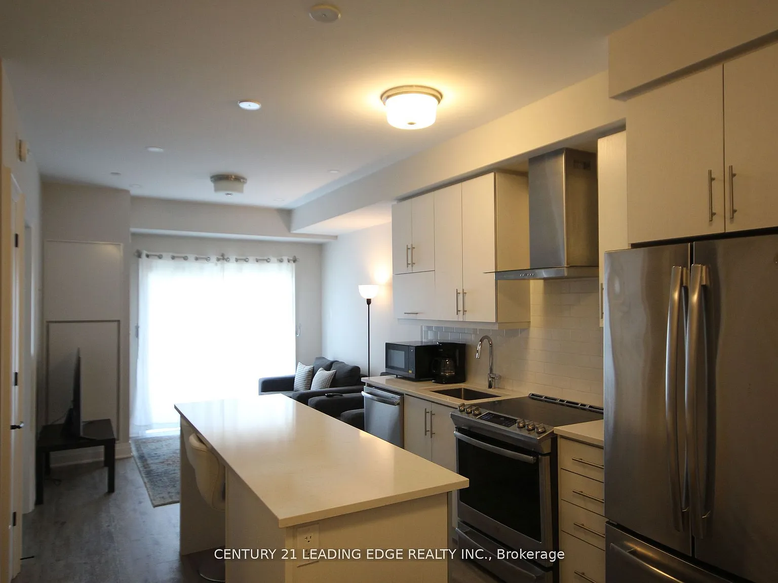 128 Grovewood Cmn — Photo 2
