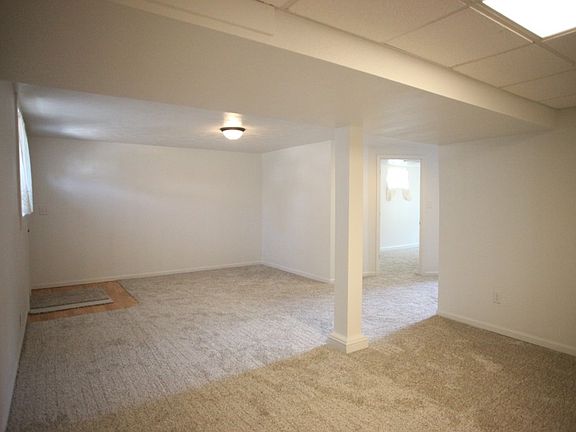 4th image of 3018 Washington Ave