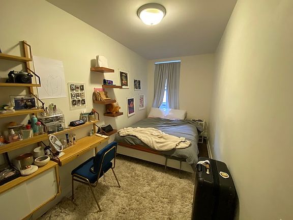 3rd image of 654 Saint Marks Ave #B