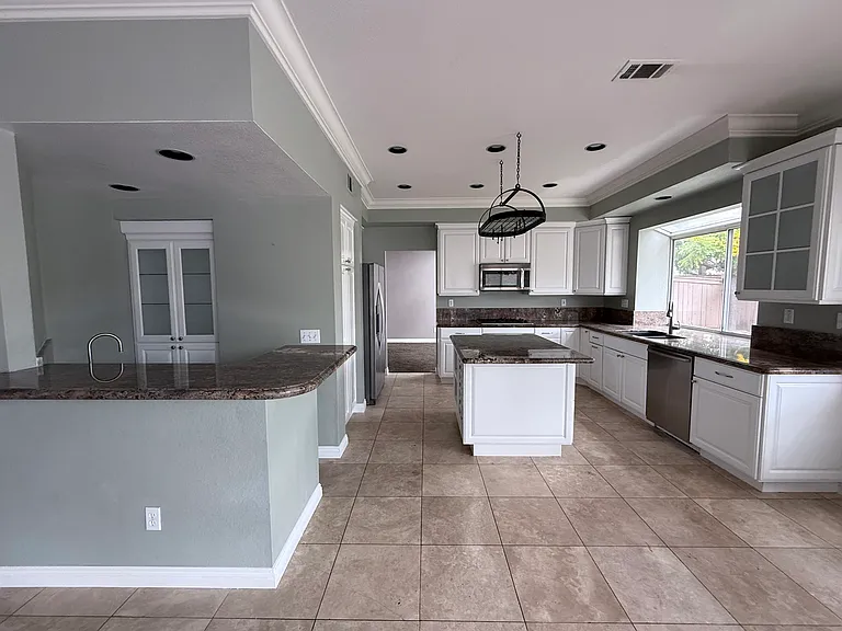 1579 Dawson Dr — Photo 5