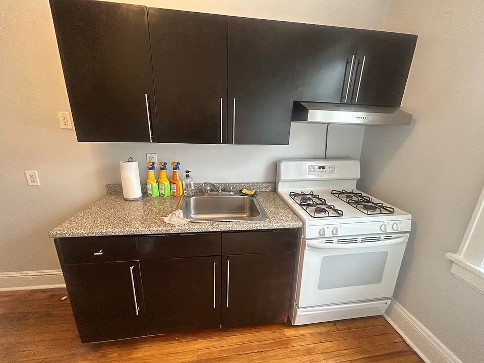 1st image of 432 Riverdale Ave Ste 3