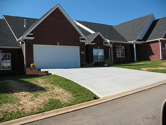 2nd image of 6515 Rose Wine Way #60