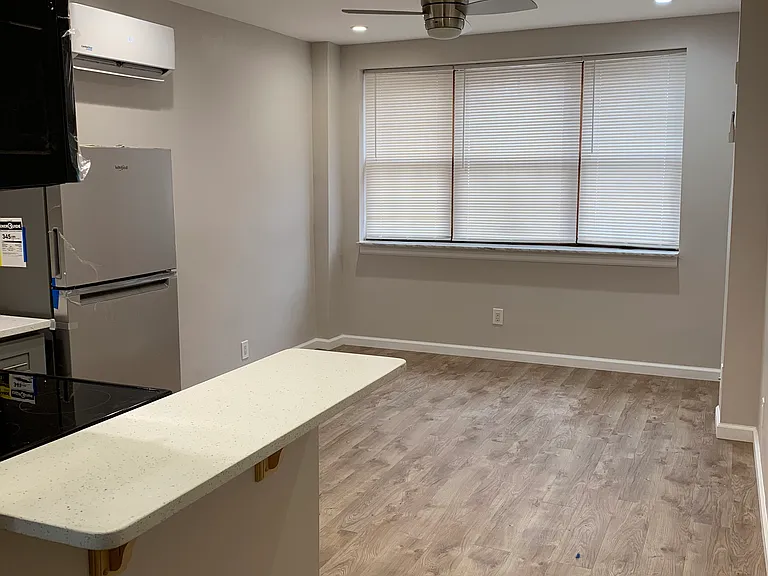 753 S 9th St #1F — Photo 5