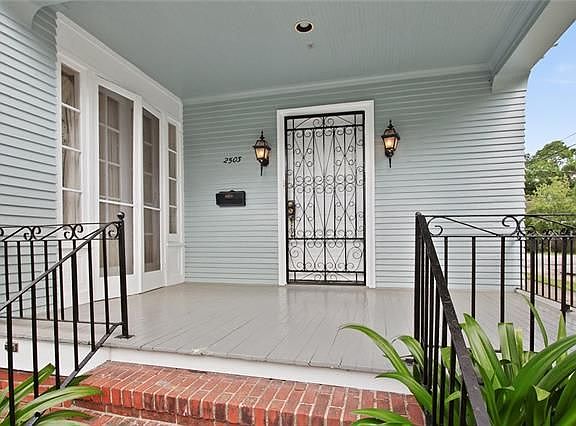 4th image of 2503 Broadway St