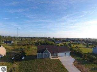 8090 Idared Rd, Saint Johns, MI 48879