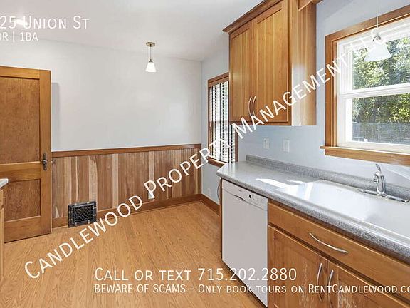 3rd image of 525 Union St