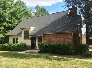 674 Lakeside Dr, Springfield, TN 37172