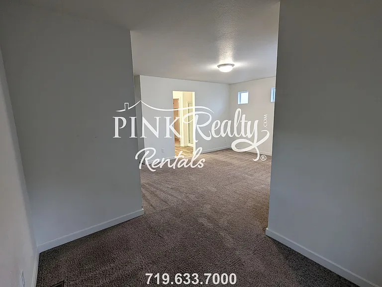 9313 Cashel Trl — Photo 10